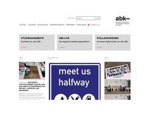 Stuttgart State Academy of Art and Design's Website Screenshot