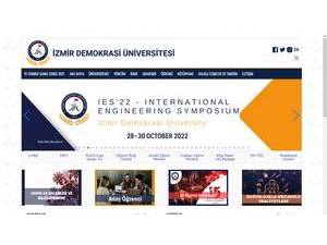Izmir Demokrasi Üniversitesi's Website Screenshot
